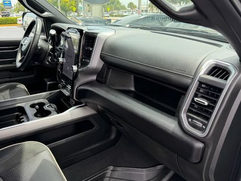 Used 2022 RAM 2500 Laramie w/ Night Edition AWD/4WD image 19