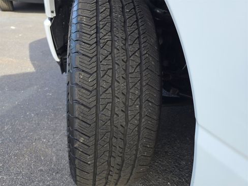 Certified 2024 Ford F150 Lightning XLT w/ Max Trailer Tow Package image 28