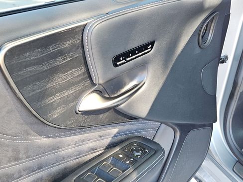 Used 2021 Lexus LS 500 image 12