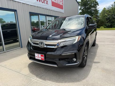 Used 2019 Honda Pilot Touring image 35