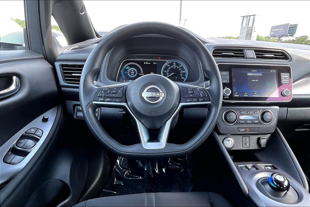 Used 2025 Nissan Leaf S FWD image 10