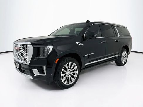 Used 2023 GMC Yukon XL Denali w/ LPO, Floor Liner Package AWD/4WD image 1