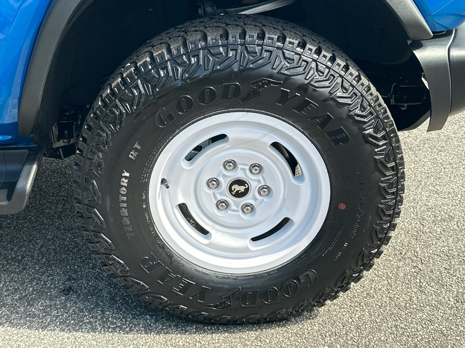 New 2026 Ford Bronco Heritage Edition AWD/4WD image 13