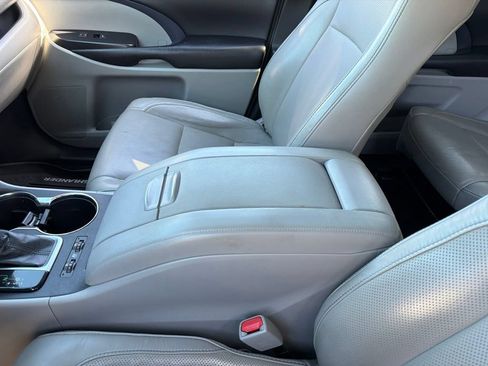 Used 2018 Toyota Highlander Limited Platinum AWD/4WD image 14