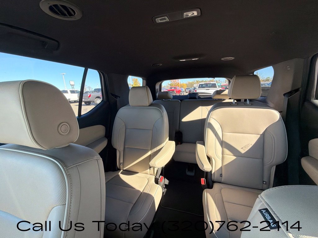 Used 2023 Chevrolet Traverse Premier AWD/4WD image 26