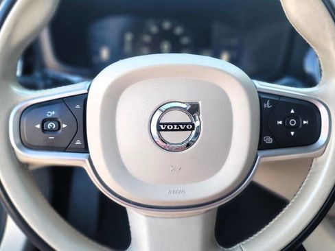 Used 2019 Volvo S60 T5 Momentum w/ Premium Package image 23