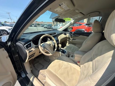 Used 2014 Nissan Rogue SV AWD/4WD image 17