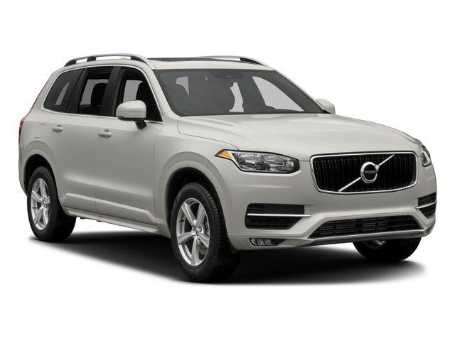 Used 2017 Volvo XC90 T6 Momentum w/ Vision Package AWD/4WD image 6