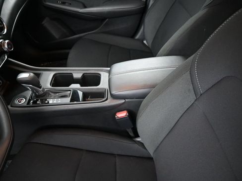 Used 2025 Nissan Sentra S FWD image 10
