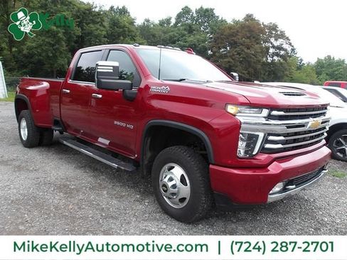 Used 2022 Chevrolet Silverado 3500 High Country AWD/4WD image 2