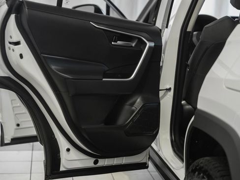 Used 2023 Toyota RAV4 XLE FWD image 35