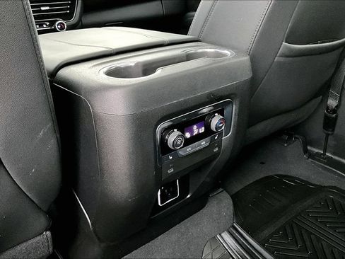 Used 2025 Chevrolet Tahoe Z71 w/ Z71 Off-Road Package AWD/4WD image 31