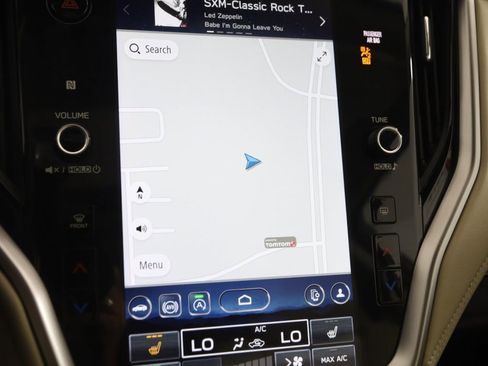 Used 2025 Subaru Outback Premium image 9