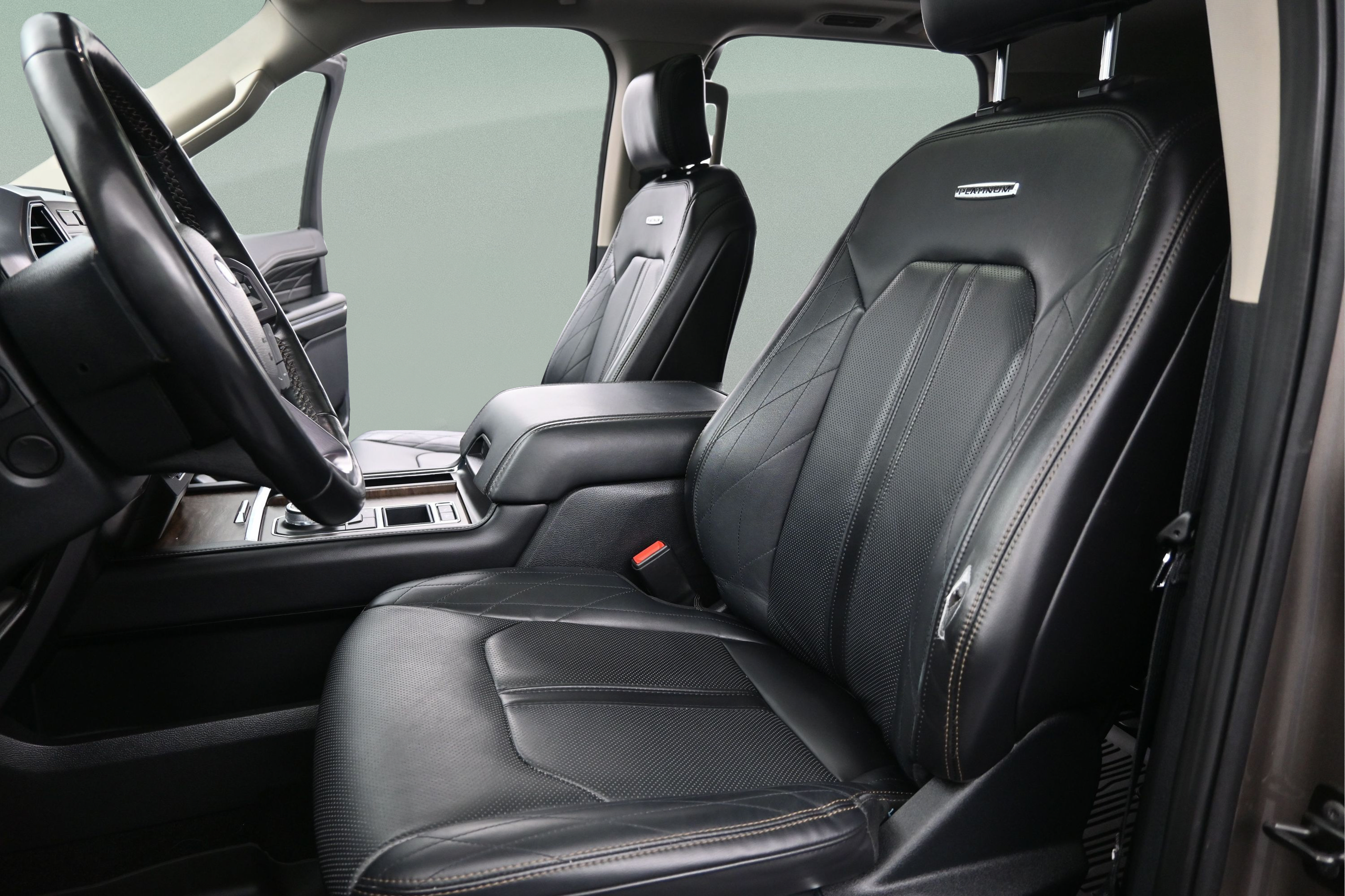 Used 2019 Ford Expedition Platinum RWD image 23