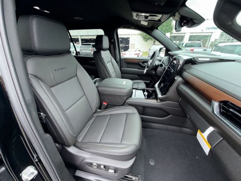 New 2026 GMC Yukon XL Denali AWD/4WD image 27