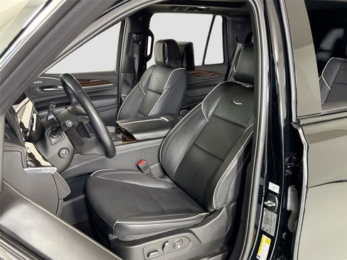 Used 2023 Cadillac Escalade Premium Luxury AWD/4WD image 12