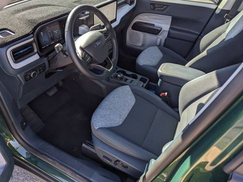 Certified 2025 Ford Maverick XLT w/ XLT Luxury Package image 10