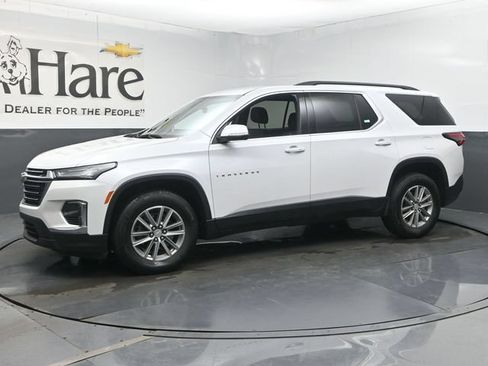 Used 2023 Chevrolet Traverse LT FWD image 36