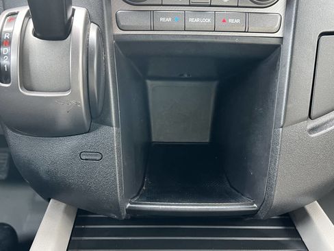 Used 2015 Honda Pilot LX image 37