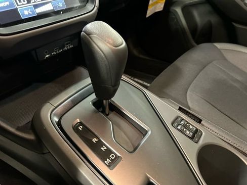 Used 2026 Subaru Crosstrek 2.5i Premium AWD/4WD image 17