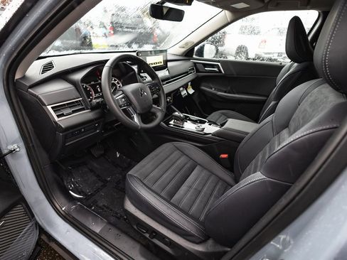 New 2026 Mitsubishi Outlander Trail Edition image 18