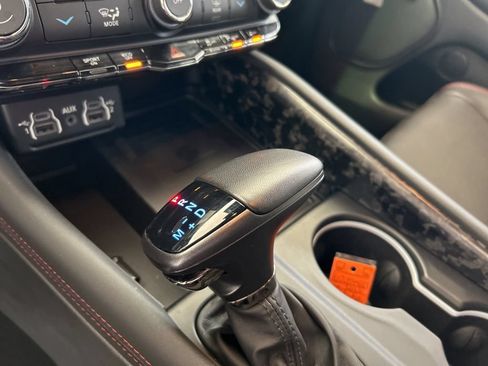 Certified 2023 Dodge Durango R/T RWD image 9