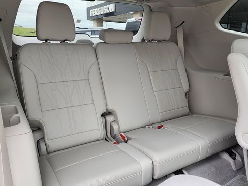 New 2026 Buick Enclave Avenir w/ Super Cruise Package AWD/4WD image 49
