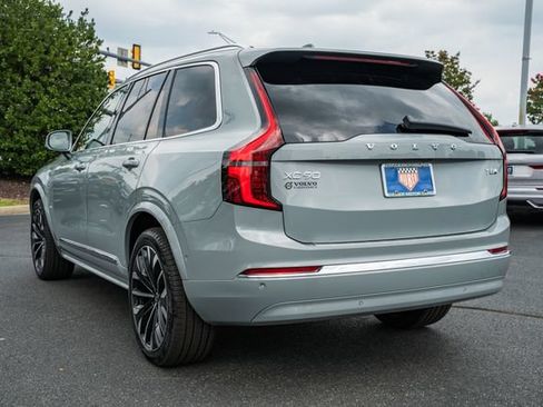 New 2026 Volvo XC90 T8 Plus w/ Protection Package Premier AWD/4WD image 5