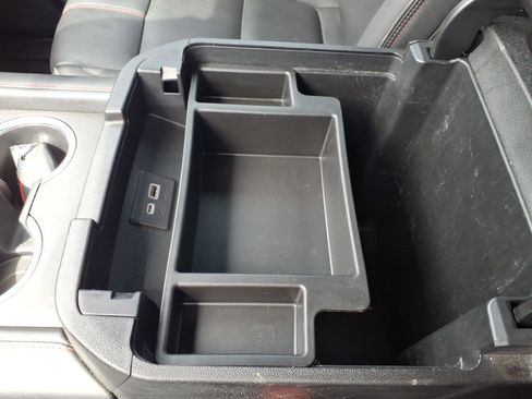 Used 2022 Chevrolet Tahoe RST w/ Luxury Package image 17