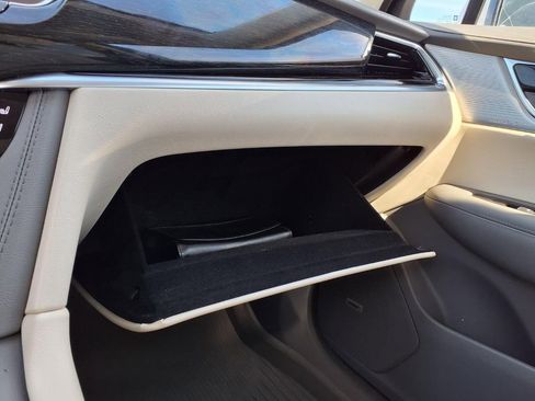 Used 2024 Cadillac XT6 Premium Luxury w/ Technology Package image 39