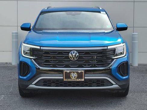 Used 2024 Volkswagen Atlas Cross Sport SE AWD/4WD image 7