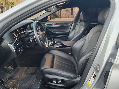 Used 2018 BMW 530i RWD image 26