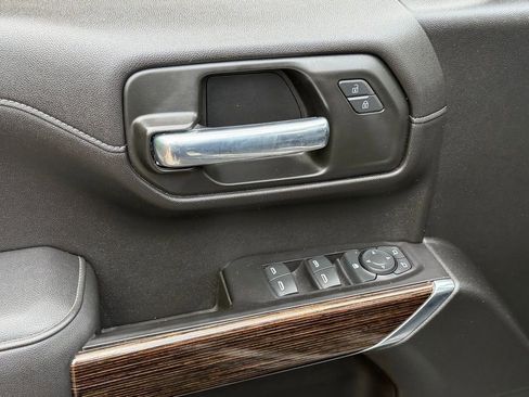 Used 2020 GMC Sierra 1500 Elevation image 30