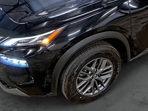 Used 2023 Nissan Rogue S AWD/4WD image 8