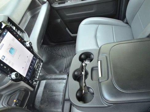 Used 2024 RAM 5500 Tradesman w/ Safety Group AWD/4WD image 23
