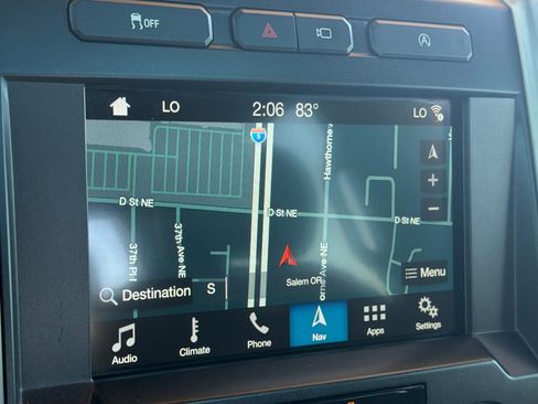 Used 2018 Ford F150 Platinum w/ Technology Package AWD/4WD image 19