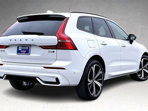 Certified 2023 Volvo XC60 B5 Ultimate image 6