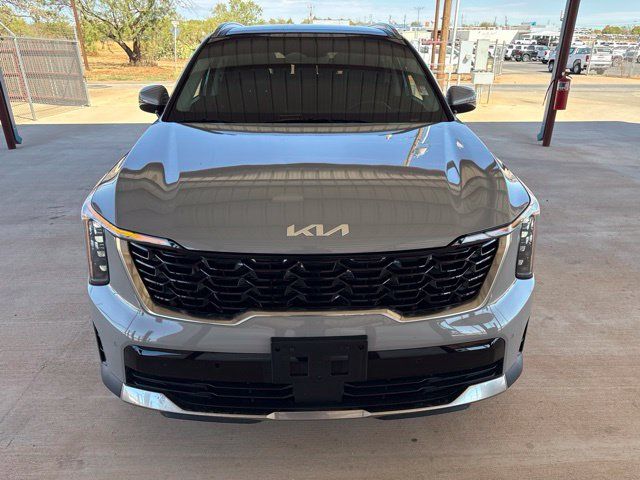 Used 2024 Kia Sorento S w/ Panoramic Sunroof Package FWD image 2