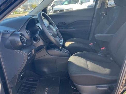 Used 2024 Nissan Kicks S image 21