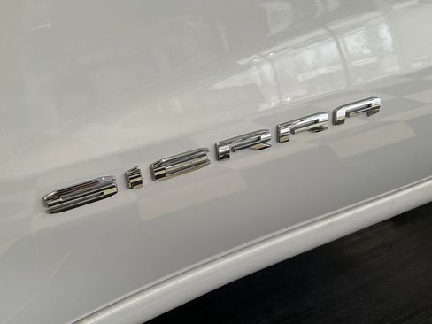 Used 2024 GMC Sierra 1500 Pro w/ Graphite Edition AWD/4WD image 4