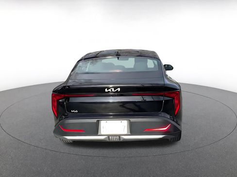 Used 2025 Kia K4 FWD image 12