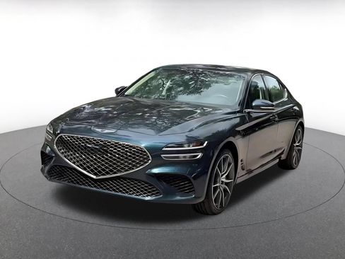 Used 2025 Genesis G70 2.5T AWD/4WD image 7