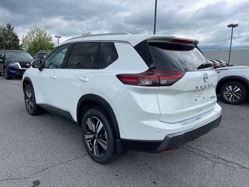 New 2025 Nissan Rogue SL w/ Tech Package image 7