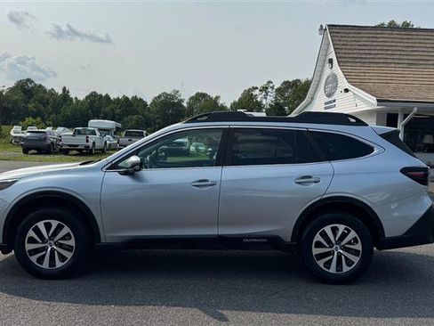 Used 2022 Subaru Outback Premium AWD/4WD image 13
