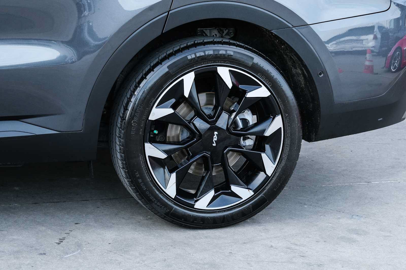Used 2024 Kia Sorento SX FWD image 18