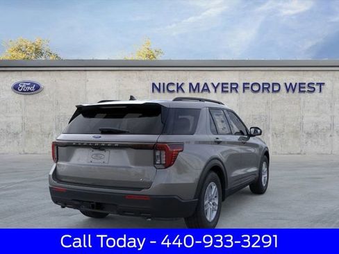 New 2026 Ford Explorer Active image 9
