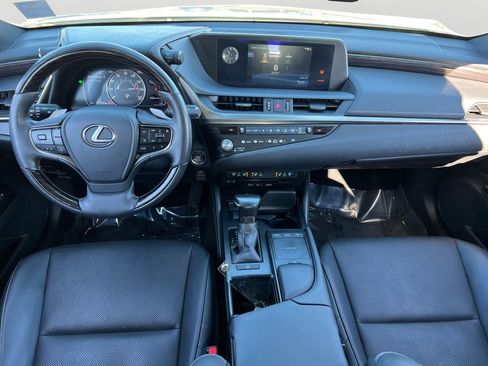 Used 2021 Lexus ES 250 w/ Premium Package image 11