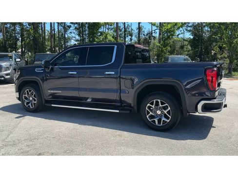 Certified 2022 GMC Sierra 1500 SLT w/ SLT Premium Plus Package RWD image 6