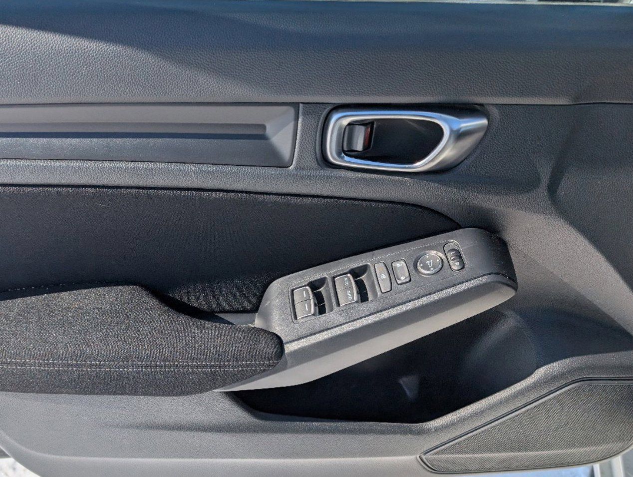New 2025 Honda Civic Sport image 7