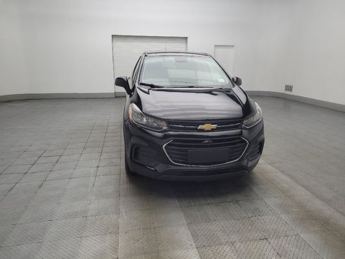Used 2021 Chevrolet Trax LS w/ Tint and Cruise Package FWD image 14